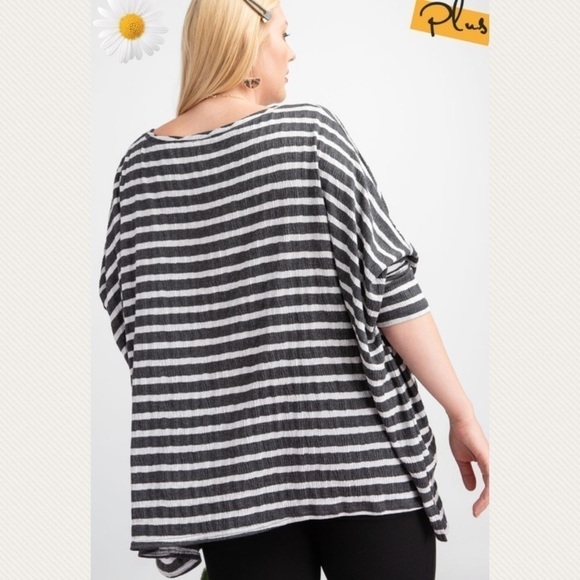 PLUS Size Gray Striped Boxy Slub Tunic Top - Picture 5 of 11